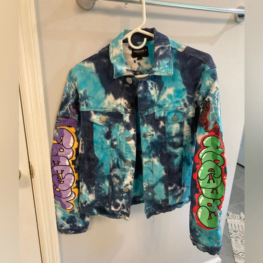 Cooper 9 Los Angeles tie dye denim jacket button up w/ graffiti sleeve design S